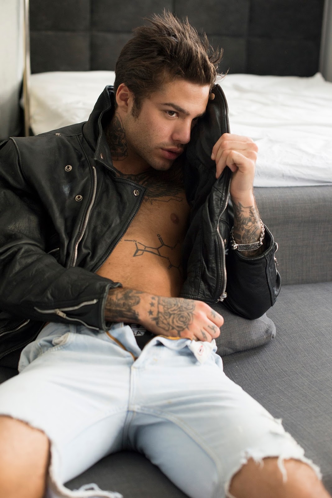 Roma Acorn X Vladimir Snezhin X YUP MAGAZINE