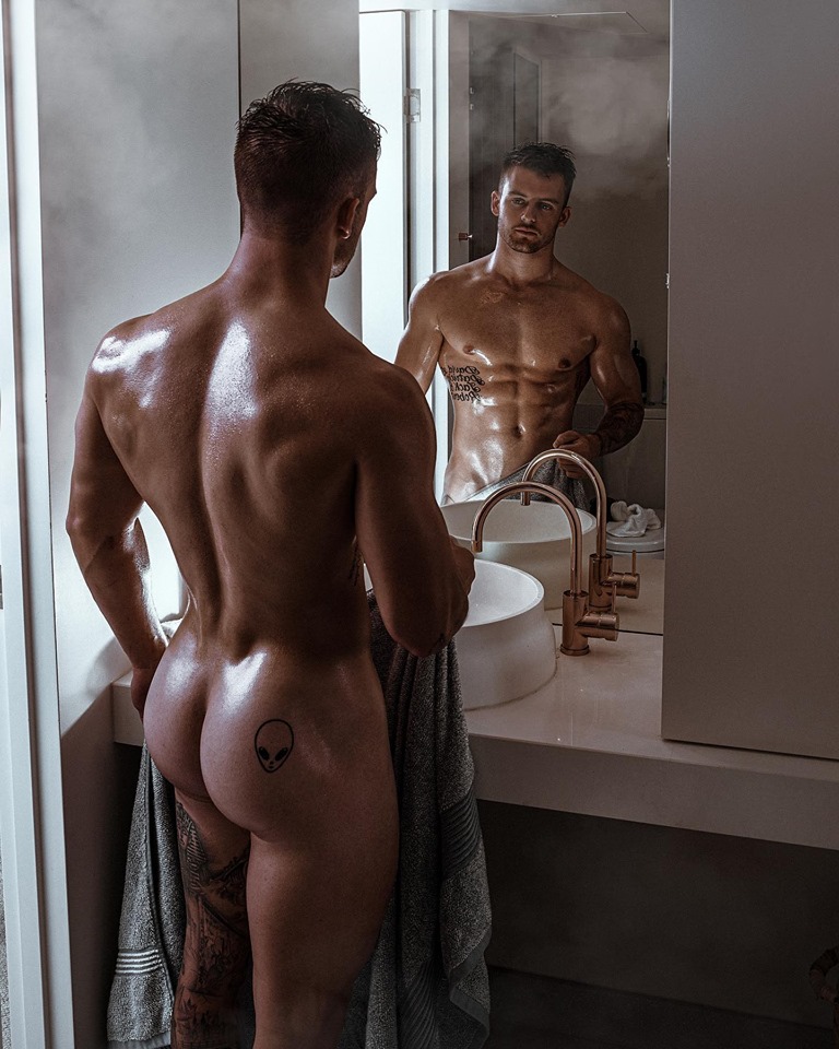 Tom Baker X Jake O’Donnell