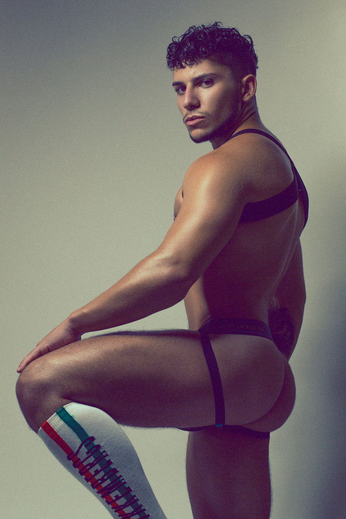 Luo Er Luo X Ryan Feng X YUP MAGAZINE