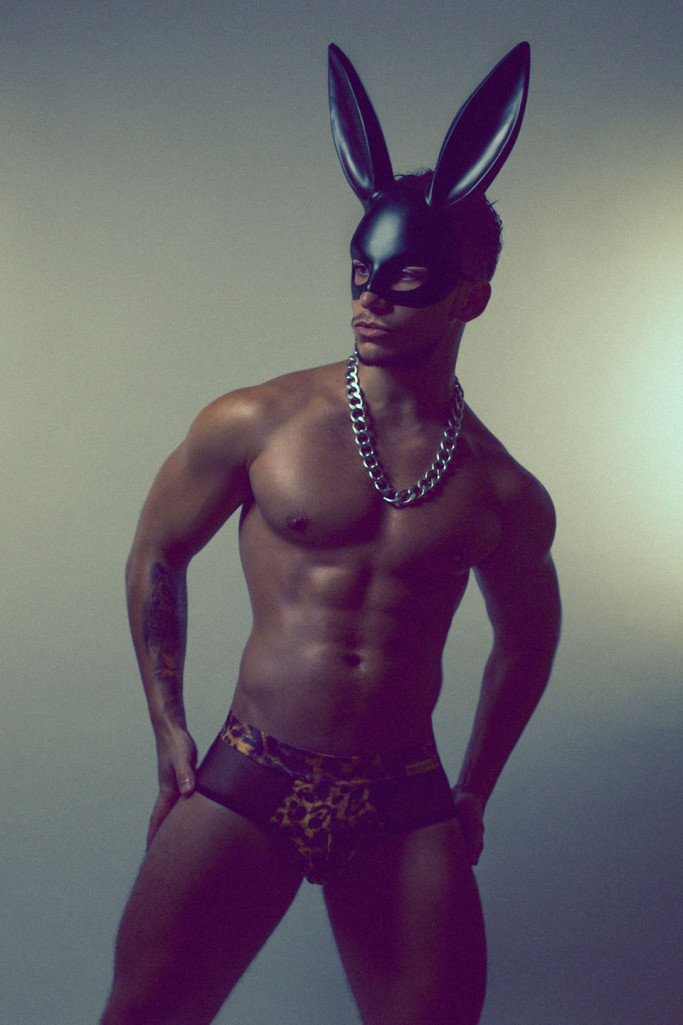 Luo Er Luo X Ryan Feng X YUP MAGAZINE