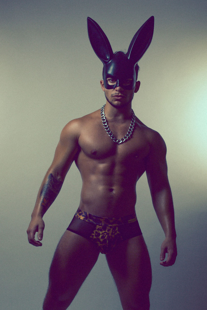 Luo Er Luo X Ryan Feng X YUP MAGAZINE