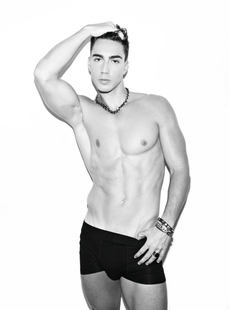Carlos Saeta X Kodachi Photos X YUP MAGAZINE