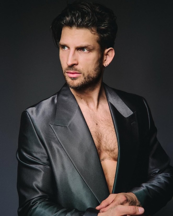 Konstantin Resch X Tom Buck X Yup Magazine