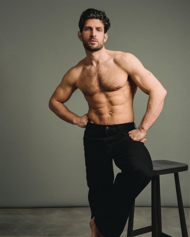 Konstantin Resch X Tom Buck X Yup Magazine